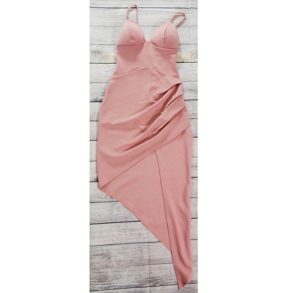 *NWT*Boohoo dress - Picture 2 of 6